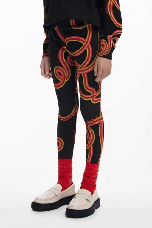 Theoutfithaus.shop0206759d19 2