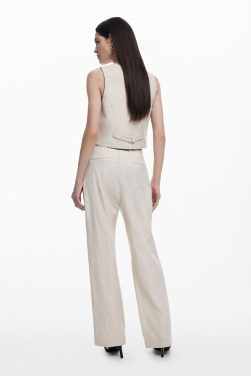 Theoutfithaus.shop04608b8079 1