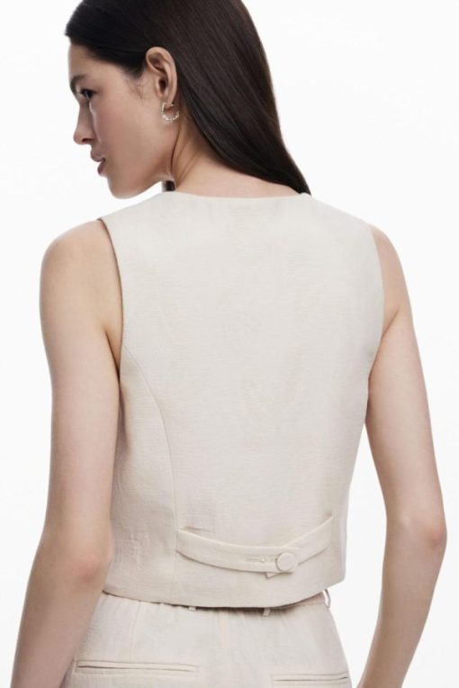Theoutfithaus.shop04608b8079 2