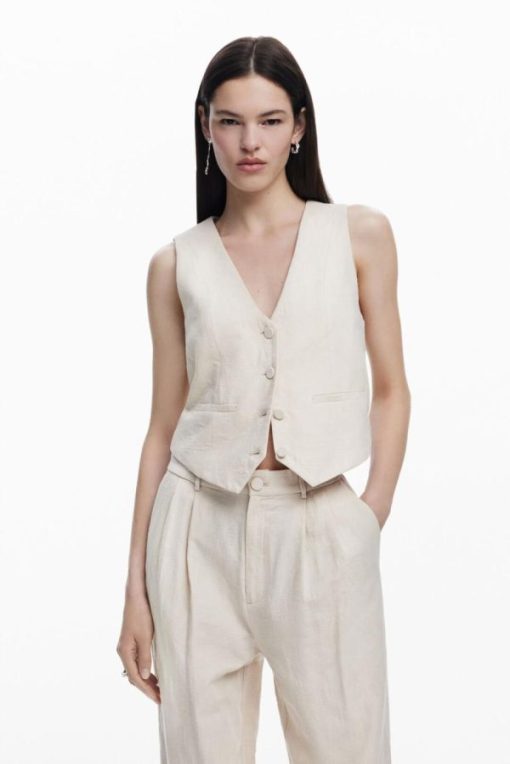 Theoutfithaus.shop04608b8079 4