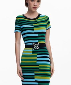 Theoutfithaus.shop06f5fcd8a4 2