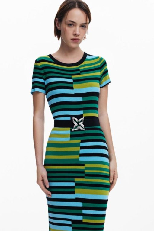 Theoutfithaus.shop06f5fcd8a4 2