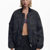 Theoutfithaus.shop07e627dd0e 1
