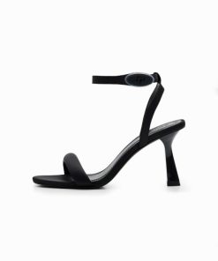 Theoutfithaus.shop0ffc204fff 1