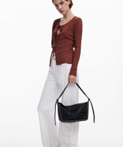 Theoutfithaus.shop10b46b04e0 2