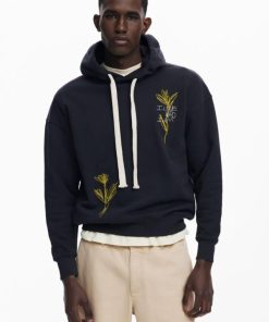 Theoutfithaus.shop138a88c923 1