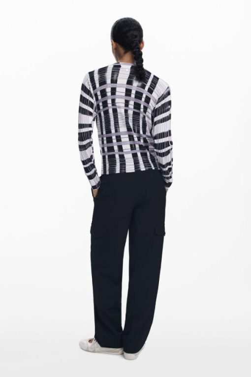 Theoutfithaus.shop17791c0a44 4