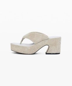 Theoutfithaus.shop20bdbd0c73 1