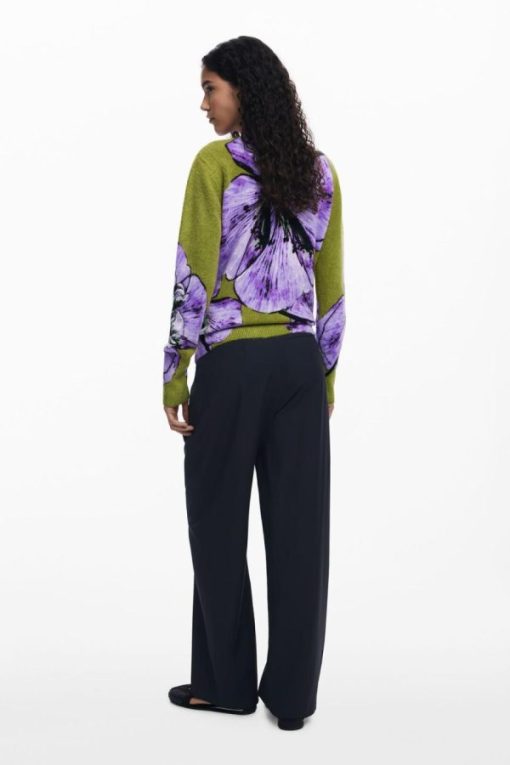 Theoutfithaus.shop230e408f25 4