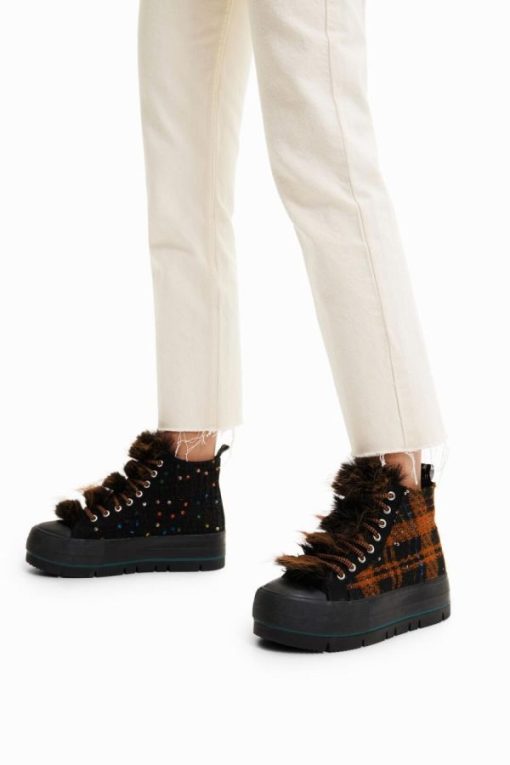 Theoutfithaus.shop2512f11afc 2