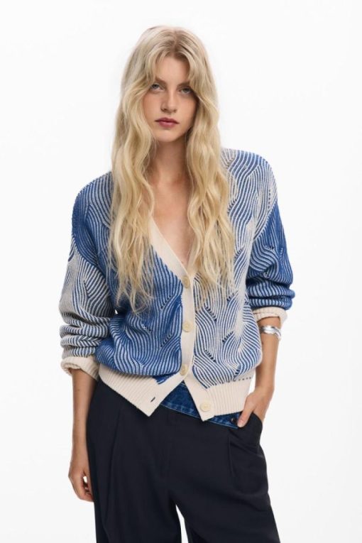 Theoutfithaus.shop25543d3f3e 2