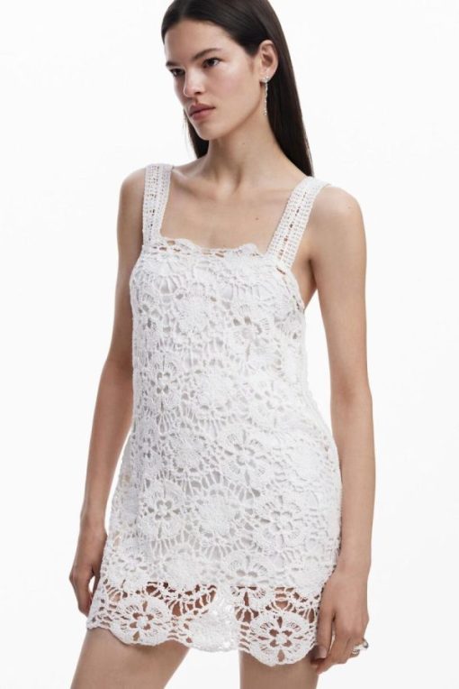 Theoutfithaus.shop34d1df9279 4