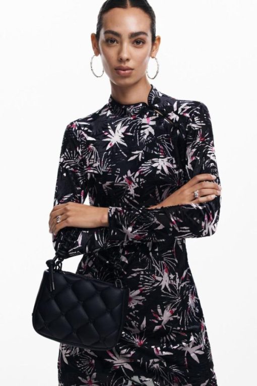 Theoutfithaus.shop34fbb19d27 7