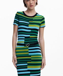 Theoutfithaus.shop3c144c88cd 2