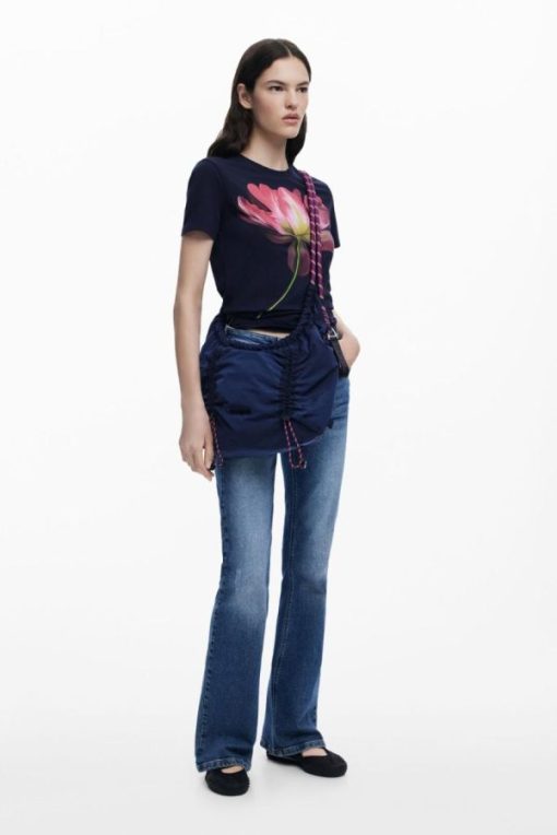 Theoutfithaus.shop5059664216 2