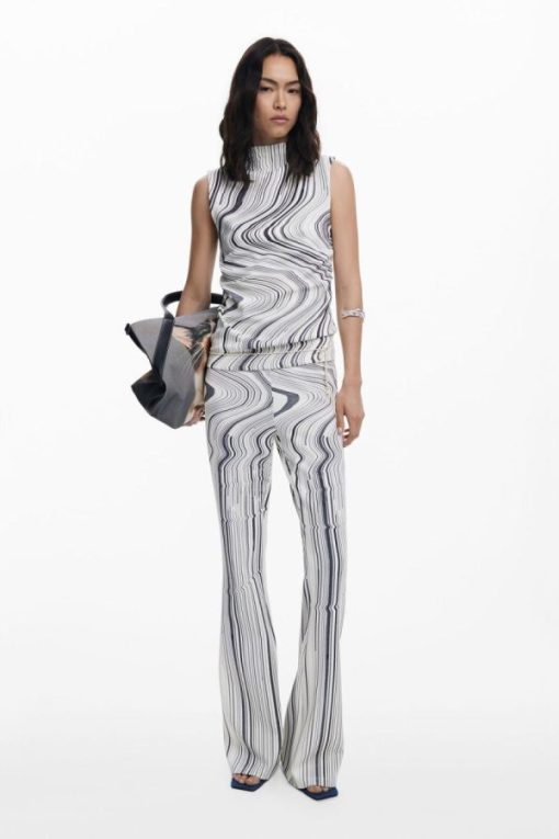 Theoutfithaus.shop53007f3784 1