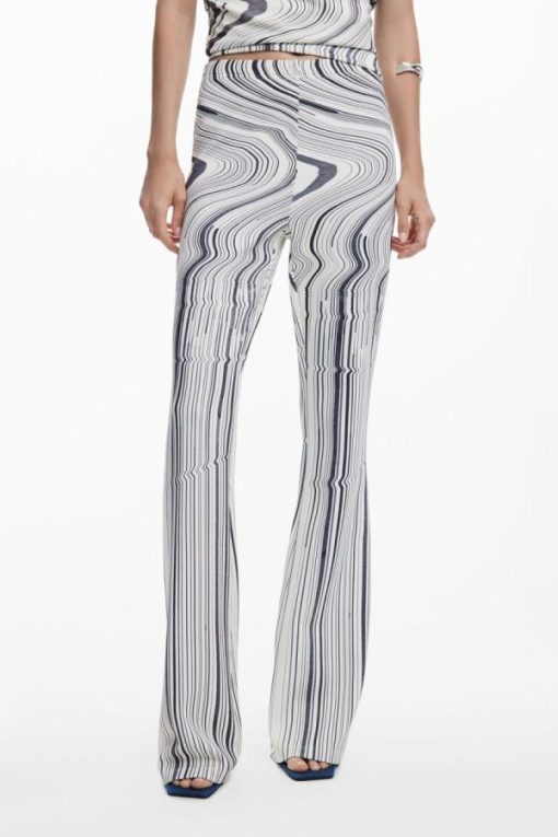 Theoutfithaus.shop53007f3784 2