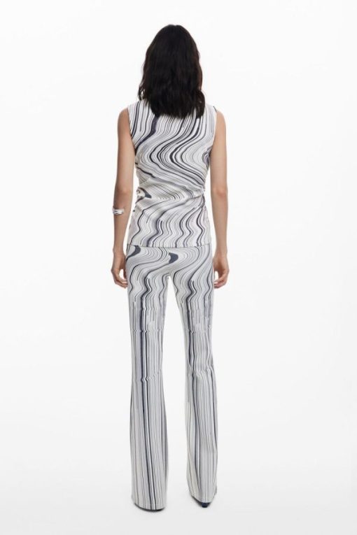 Theoutfithaus.shop53007f3784 4
