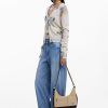 Theoutfithaus.shop590272c721 3