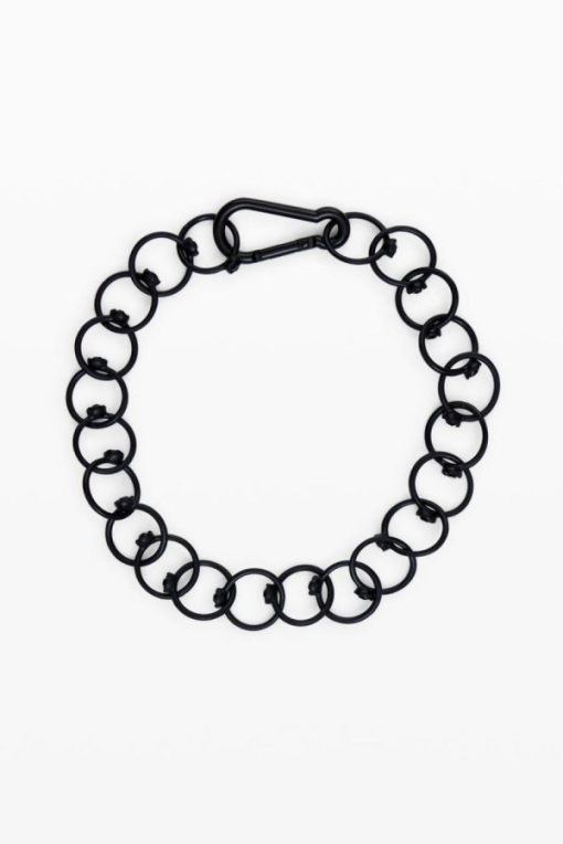 Theoutfithaus.shop5c3a6a8888 1