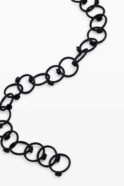 Theoutfithaus.shop5c3a6a8888 3