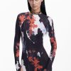 Theoutfithaus.shop5c3a6a8888 4