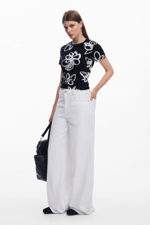 Theoutfithaus.shop62b02233a8 3