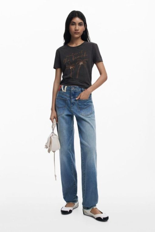Theoutfithaus.shop646d447a24 2