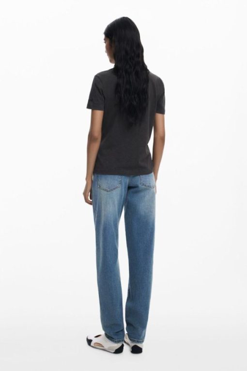 Theoutfithaus.shop646d447a24 4