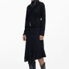 Theoutfithaus.shop6aeb30a492 1