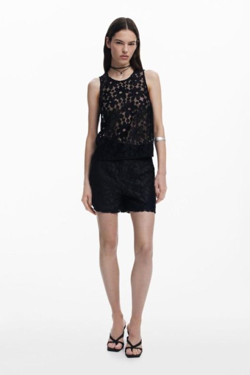 Theoutfithaus.shop7364b73f97 1
