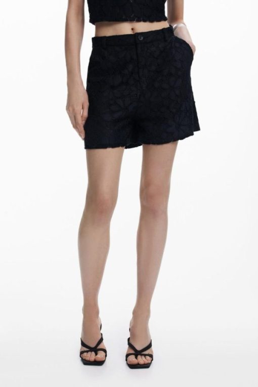 Theoutfithaus.shop7364b73f97 3