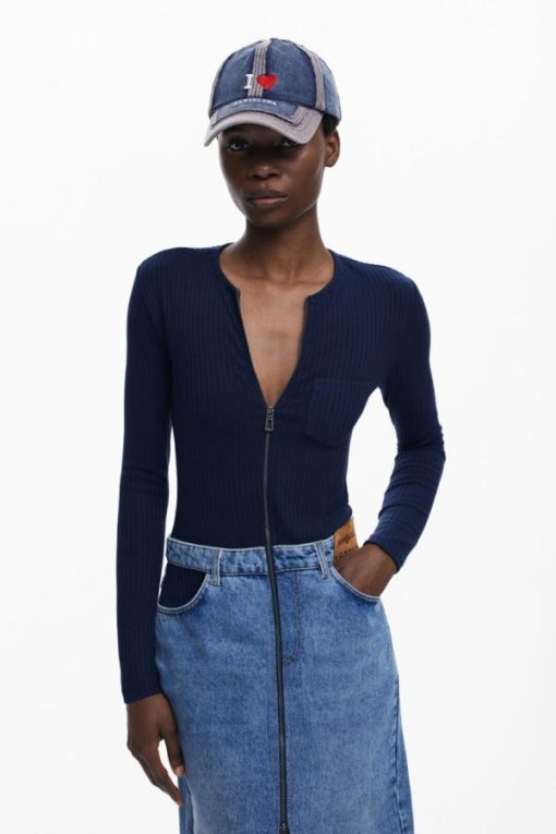 Theoutfithaus.shop739eb9e5f2 2