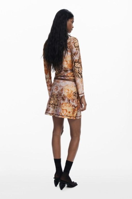Theoutfithaus.shop76b549f9cd 4
