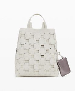 Theoutfithaus.shop7bc629827e 1