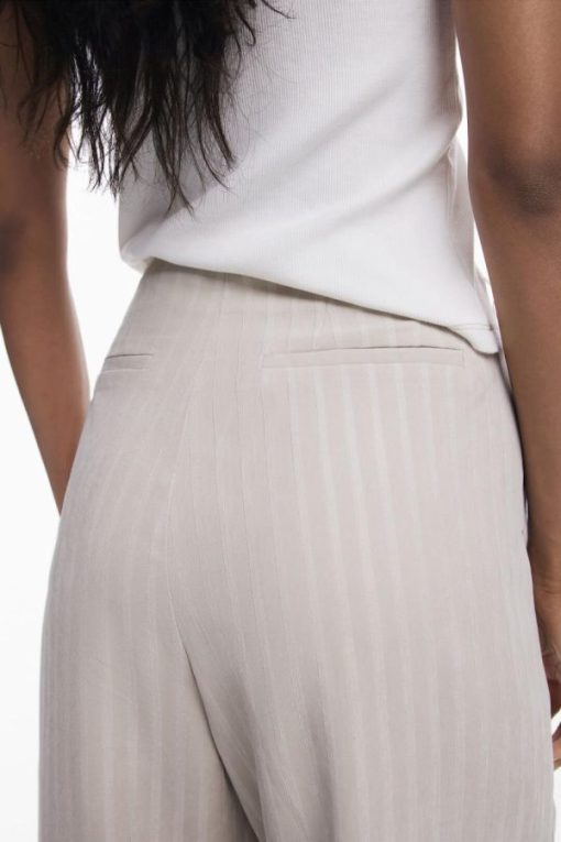 Theoutfithaus.shop83856566c4 5