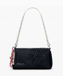 Theoutfithaus.shop8614c677b4 1
