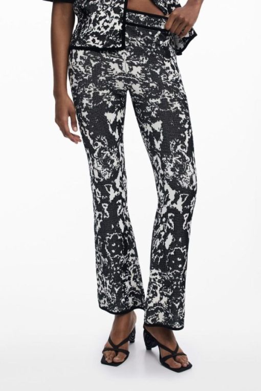 Theoutfithaus.shop8aca4e6f88 2