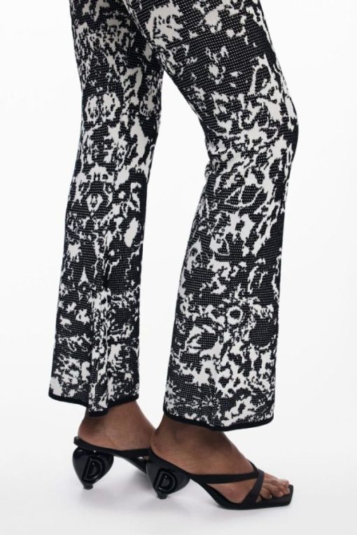 Theoutfithaus.shop8aca4e6f88 6