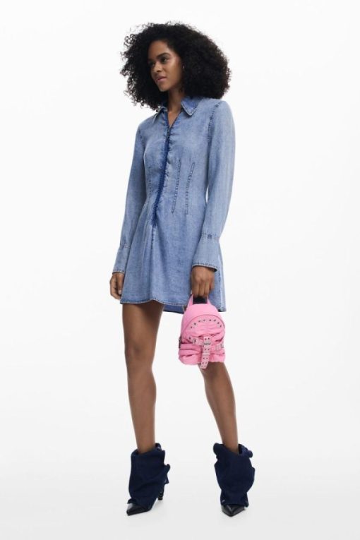 Theoutfithaus.shop900080235a 2