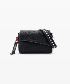 Theoutfithaus.shopa8be905438 1