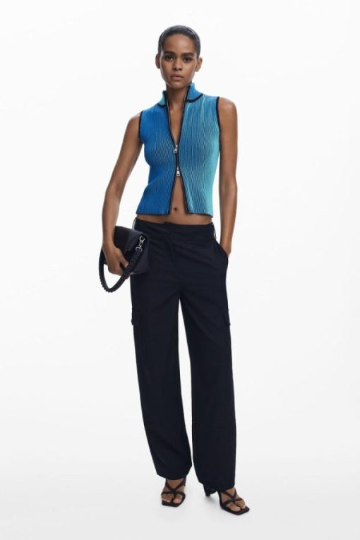 Theoutfithaus.shopb8e252a67a 1