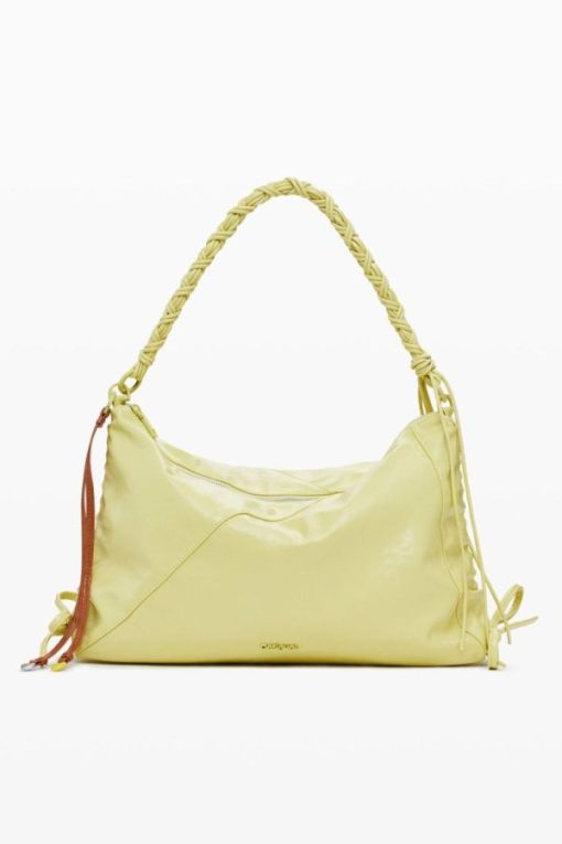 Theoutfithaus.shopbc2a7a8556 1
