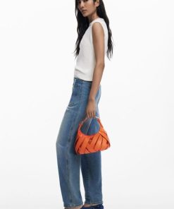 Theoutfithaus.shopf52fa013b4 2