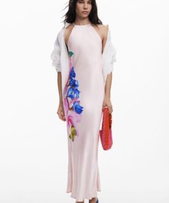 Theoutfithaus.shopfe612add85 1